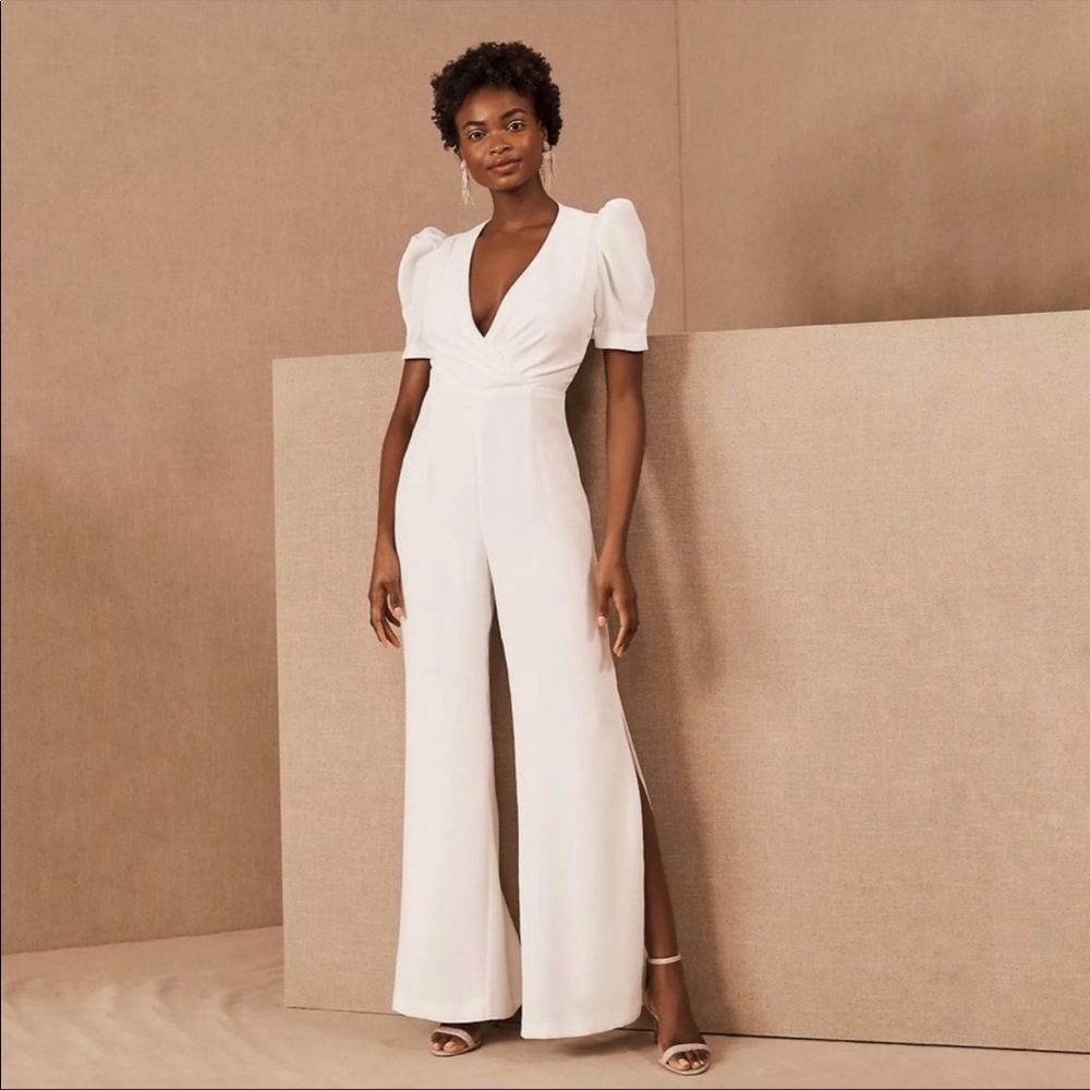 NWOT ML Monique Lhuillier Almena White Jumpsuit